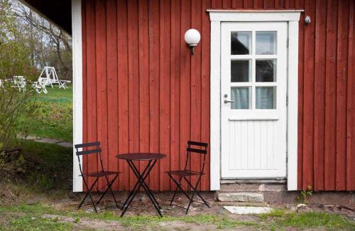 Etelainen District Apartment | Seaside Cottage in Suomenlinna Island