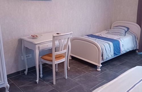La Plaine-sur-Mer Cabin | Seaside direct to portal