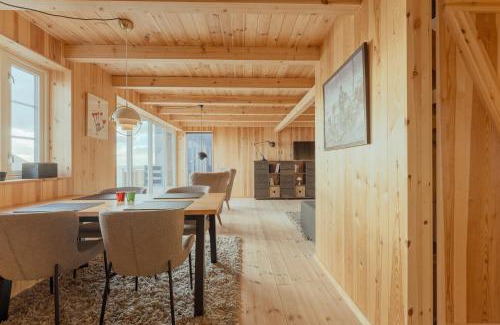 Velbastaur House | Seaside Escape - 2 Bedroom Home with Stunning Views