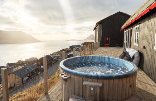 Velbastaur House | Seaside Escape - 2 Bedroom Home with Stunning Views