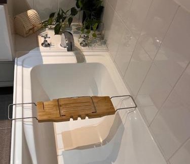 Rockingham Apartment | Seaside Escape Rockingham