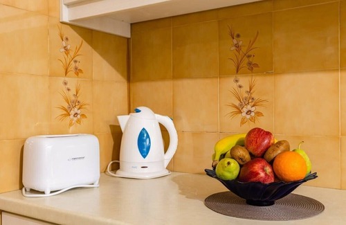 Avia Apartment | Seaside Family Haven - Avia's Spacious Getaway