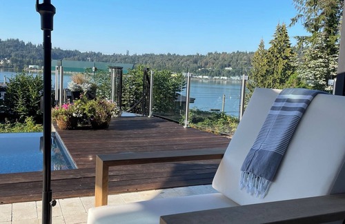 Port Moody House | Seaside Heaven - Infinity Pool - Rooftop Oasis