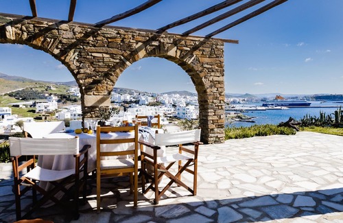 Tinos House | Seaside House SIROCCOS with view of Tinos Harbor