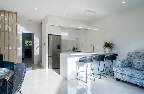 St. Clair House | Seaside Luxe in St CLair