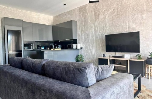 Papastavraiika Apartment | Seaside one bedroom apartment in beautiful Porto Cheli