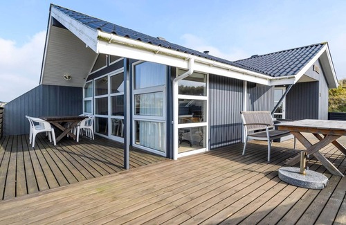 Rindby Strand House | Seaside Retreat in Rindby-By Traum