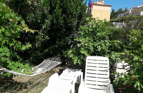 Rab Apartment | Seaside Sanctuary in Rab With 3 Bedrooms
