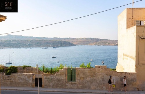 St. Paul's Bay Villa | Seaside Serenity – St. Paul’s Bay Villa with Pool