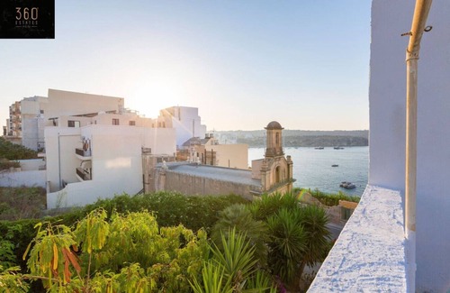 St. Paul's Bay Villa | Seaside Serenity – St. Paul’s Bay Villa with Pool