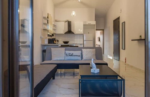 Kato Almiri Apartment | Seaside Serenity Suite in Loutra