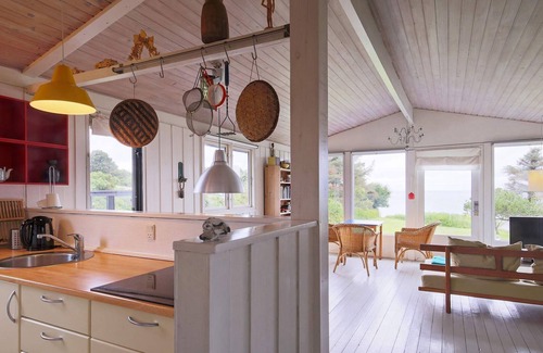 Hoensinge House | Seaside Serenity at Lumsas Retreat-By Traum