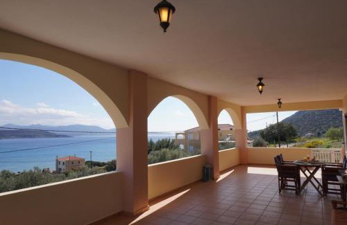 Papadhianika Apartment | Seaside Serenity