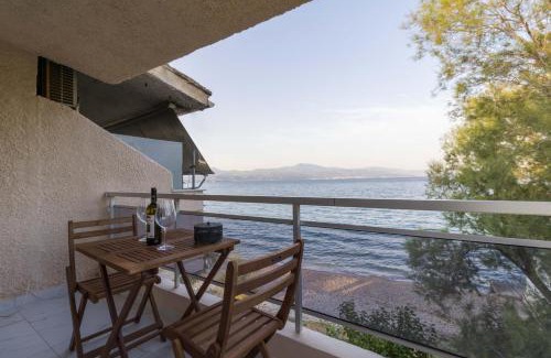 Loutra Oraias Elenis Apartment | Seaside Serenity Suite in Loutra