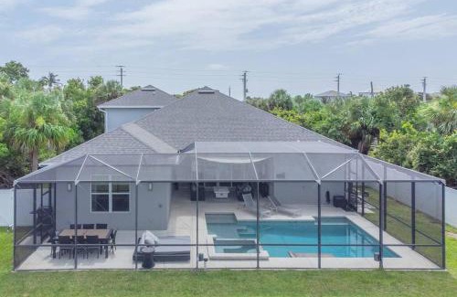 Melbourne Beach House | Seaside Serenity -Private Pool with Beach Access