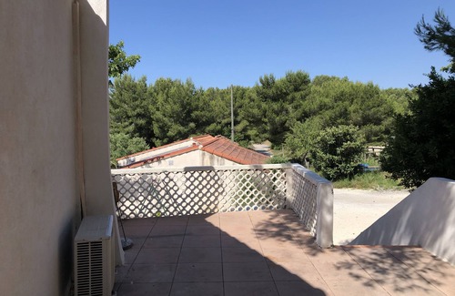 Martigues Apartment | Seaside studio in La Couronne