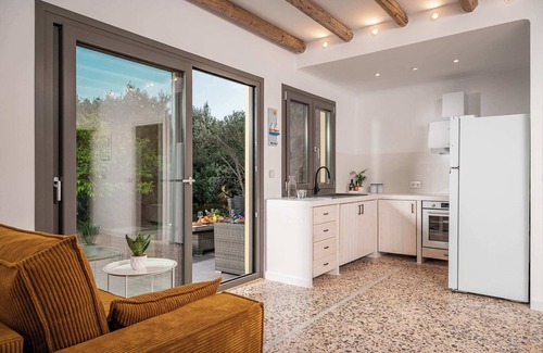 Marathokampos House | Seaside Villa Angel - Samos Cozy Getaway