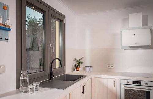Marathokampos House | Seaside Villa Angel - Samos Cozy Getaway