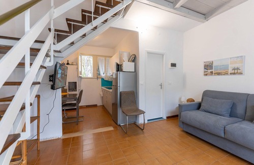 Lido degli Estensi Villa | Seaside villas in a small complex surrounded by greenery by the sea