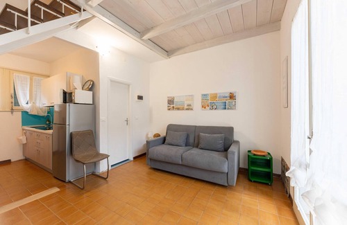 Lido degli Estensi Villa | Seaside villas in a small complex surrounded by greenery by the sea