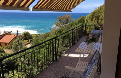 Marina di Gutturu Flumini Villa | Seaside villa with garden in the wildest area of Sardinia - IUN P7084