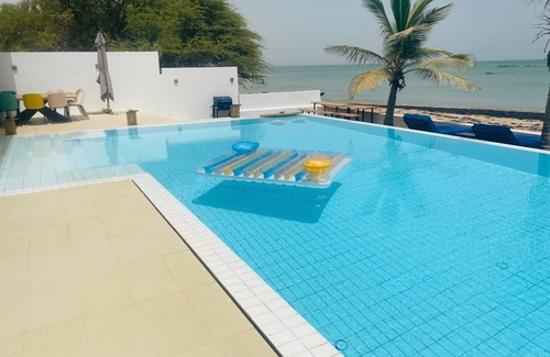 Ngaparou Villa | Seaside villa with pool