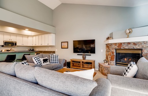 Peak 8 House | Seasonal/Monthly Rental Opportunity 30+ day!