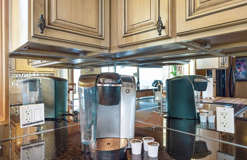 Gualala House | 'Seaspray' - Executives Personal Oceanfront Getaway!