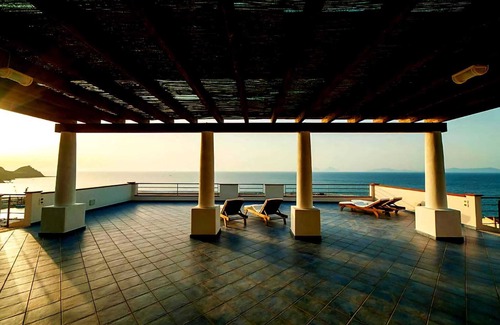 Capo d'Orlando Apartment | Seaview 3-room apartment- 3 min by car from the beach