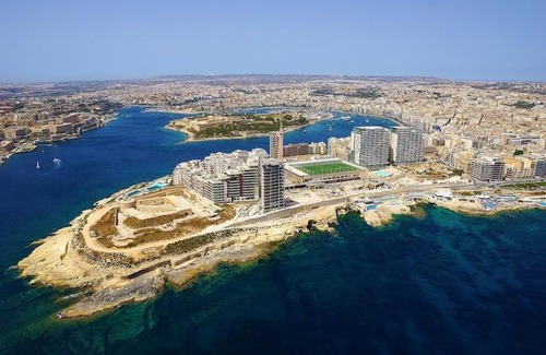 Sliema Apartment | Seaview Apartment In Fort Cambridge, Sliema