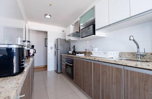 Miraflores Apartment | Seaview Balcony 4BR/3BA MIRAFLORES