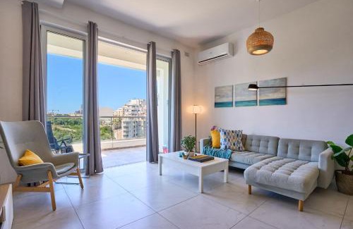 Il-Balluta Apartment | Seaview Balluta-StJulians-Prime Spot