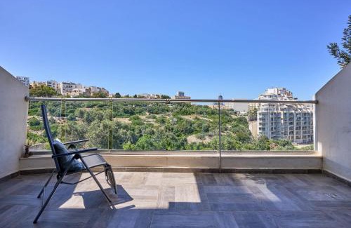 Il-Balluta Apartment | Seaview Balluta-StJulians-Prime Spot
