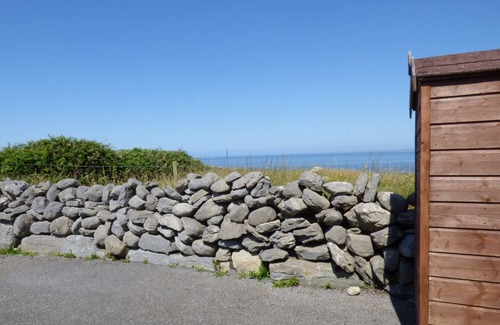 Murroogh House | SEAVIEW COTTAGE, pet friendly, with open fire in Fanore, County Clare