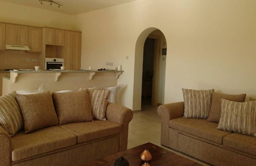 Gastria Apartment | SEAVIEW & GROUNG FLOOR APARTMENT