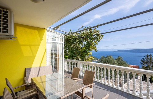 Zagorje Apartment | Seaview House Helena - Apartment 1, Plomin, Croatia