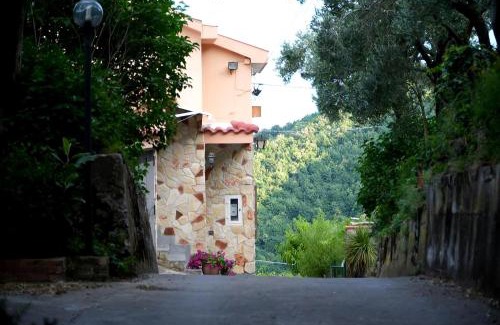 Marini Apartment | Seaview, Mountains & Relax with TWO Private Pools - Rifugio Dorotea