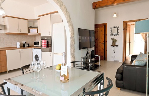 St. Paul's Bay Apartment | Seaview Apart 5mn From Sea Xemxija, Xemxija St Paul's Bay, Malta