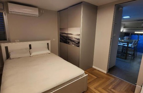 Nahariya Bed & Breakfast | Seaview Serenity