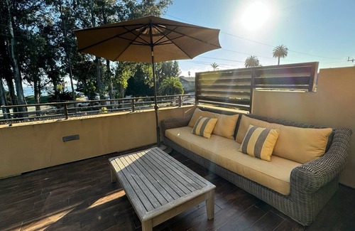 Opal Cliffs House | Seaview Terrace: Spectacular Ocean Views!