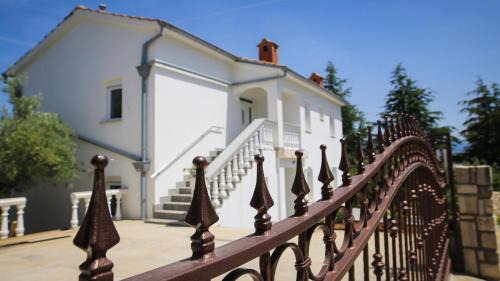 Dobrinj Villa | Seaview Villa Anita with Two Apartments and private Pool