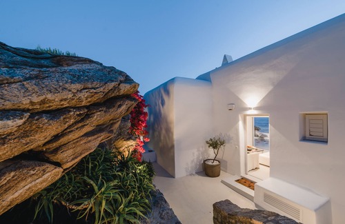 Agios Ioannis Villa | Seawest Resort … A luxury villa in Mykonos Island
