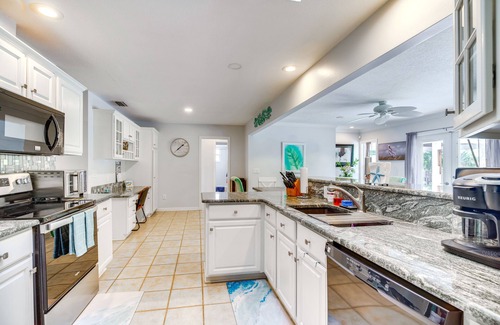 Sebastian Highlands House | Sebastien Home w/Pool & Gazebo - 8 Mi to Beaches!