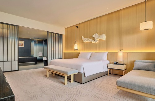 Qingdao Hotel | Secan Hotel Qingdao, Curio Collection By Hilton