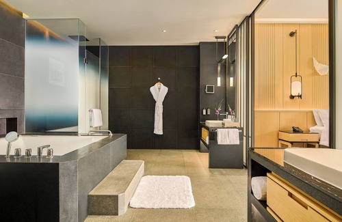 Qingdao Hotel | Secan Hotel Qingdao, Curio Collection By Hilton