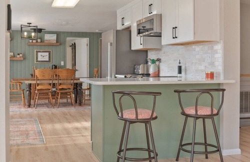 Helena House | Secluded 3 Bed Home near Scratchgravel Peak