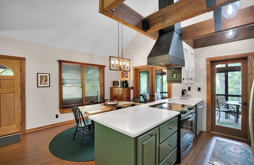 Cleveland House | Secluded 3 bedroom cabin surrounded by a nature preserve, lakes, and trails!