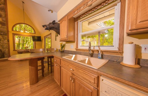 Peebles House | Secluded 3-Level Home! Luxury & Tranquility on 8 Acres Bordering Brush Creek!