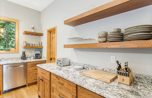 Saluda House | Secluded 3BR home on 30 acres near Green River Gorge with hot tub & trails