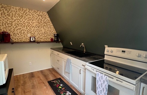 Oxford Cabin | Secluded A frame cabin close Dells, BRAND NEW HOT TUB, firepit, grill.
